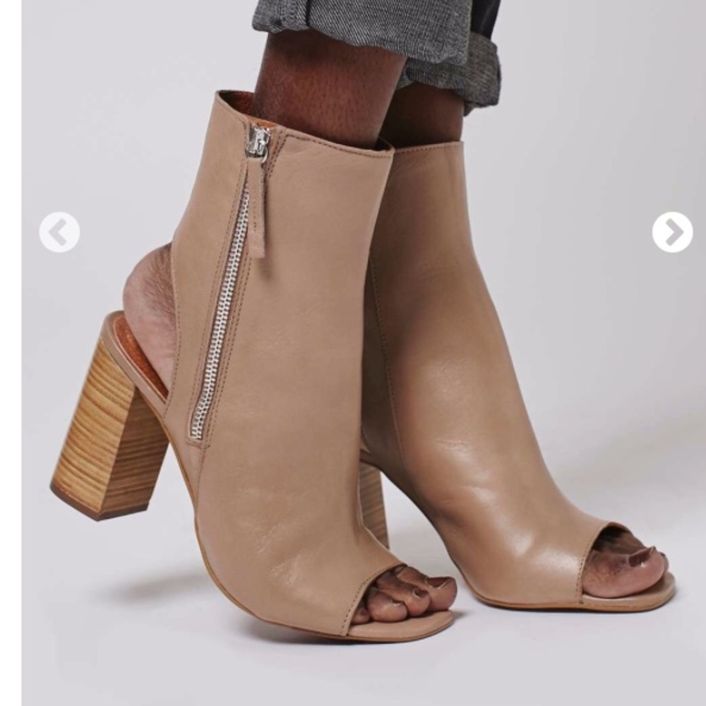 Top shop leather heeled pip toes shoes